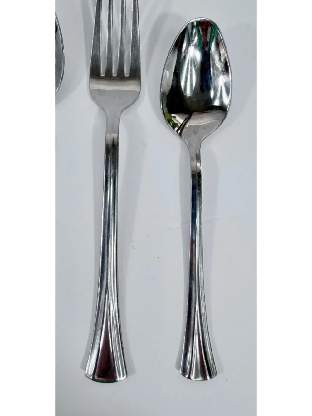 Sabatier Moderne Sainless Steel Flatware 4-Piece Replacement Set Knife Fork Spoo
